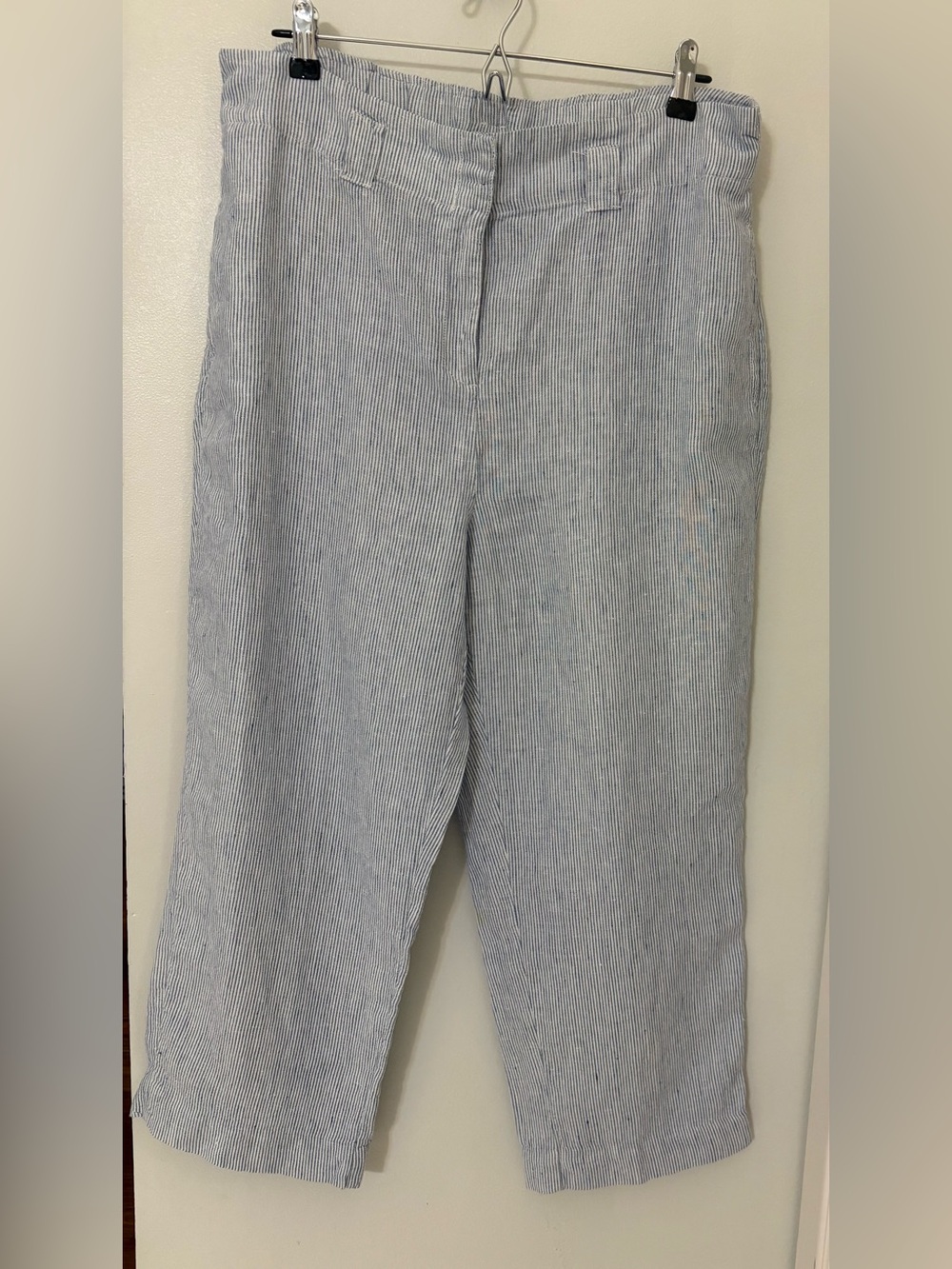 Chico's 100% Linen Wide Leg Blue and White Pinstripe Chinos Sz:2R. /US 12R